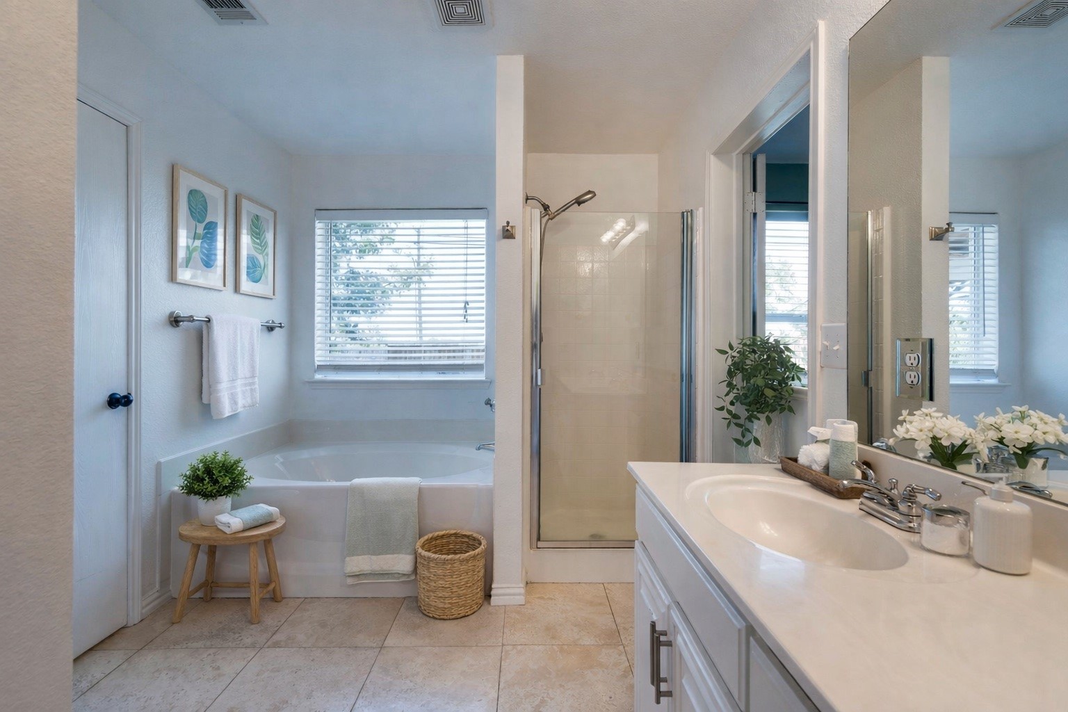 102 Canyon Court Waxahachie TX 75167
