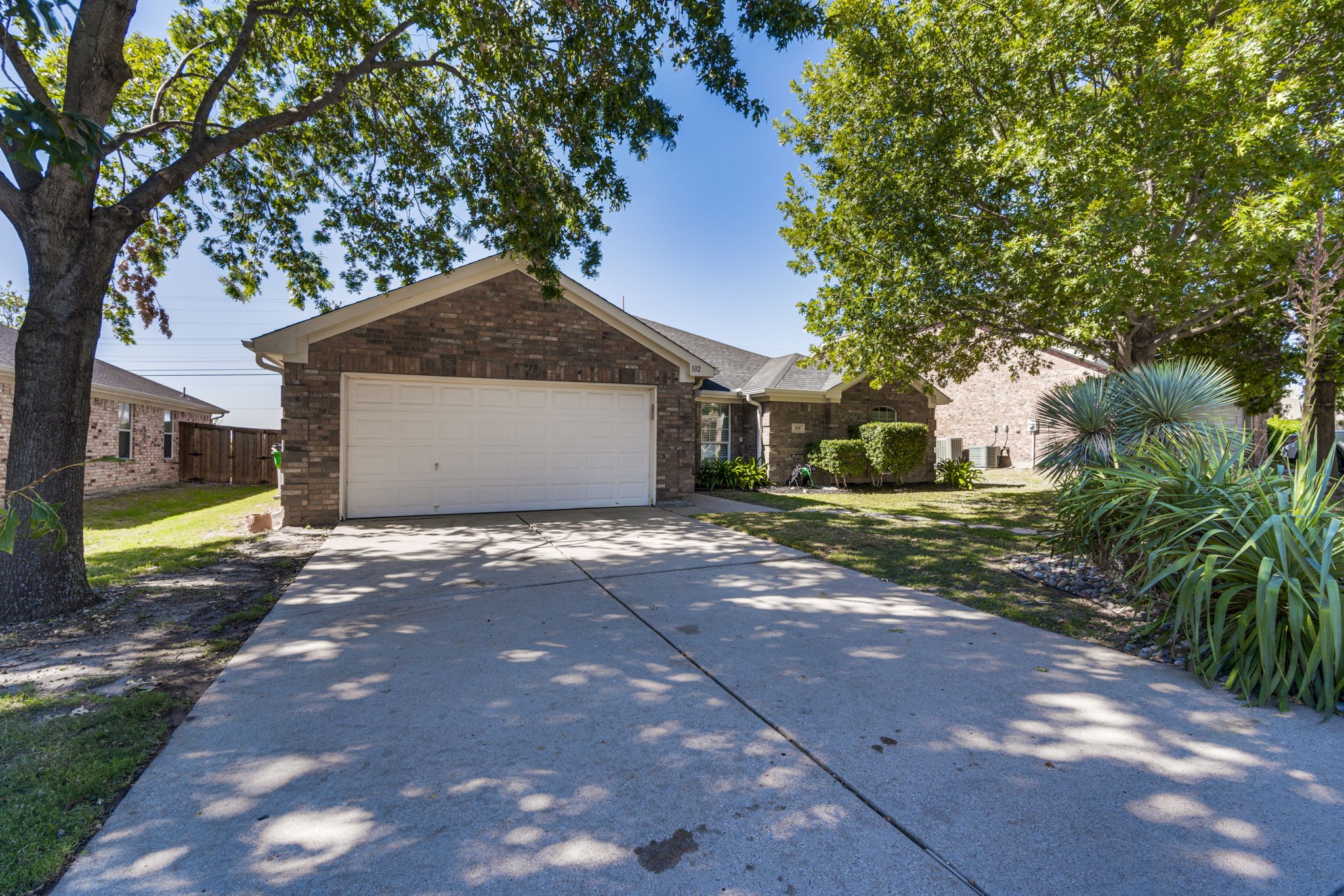 102 Canyon Court Waxahachie TX 75167