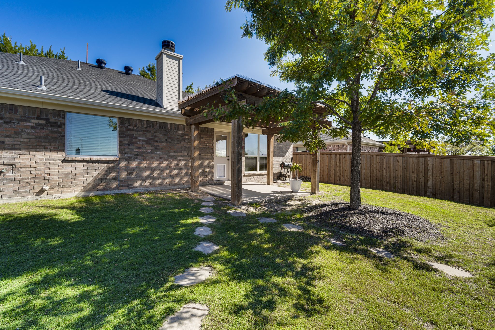 102 Canyon Court Waxahachie TX 75167