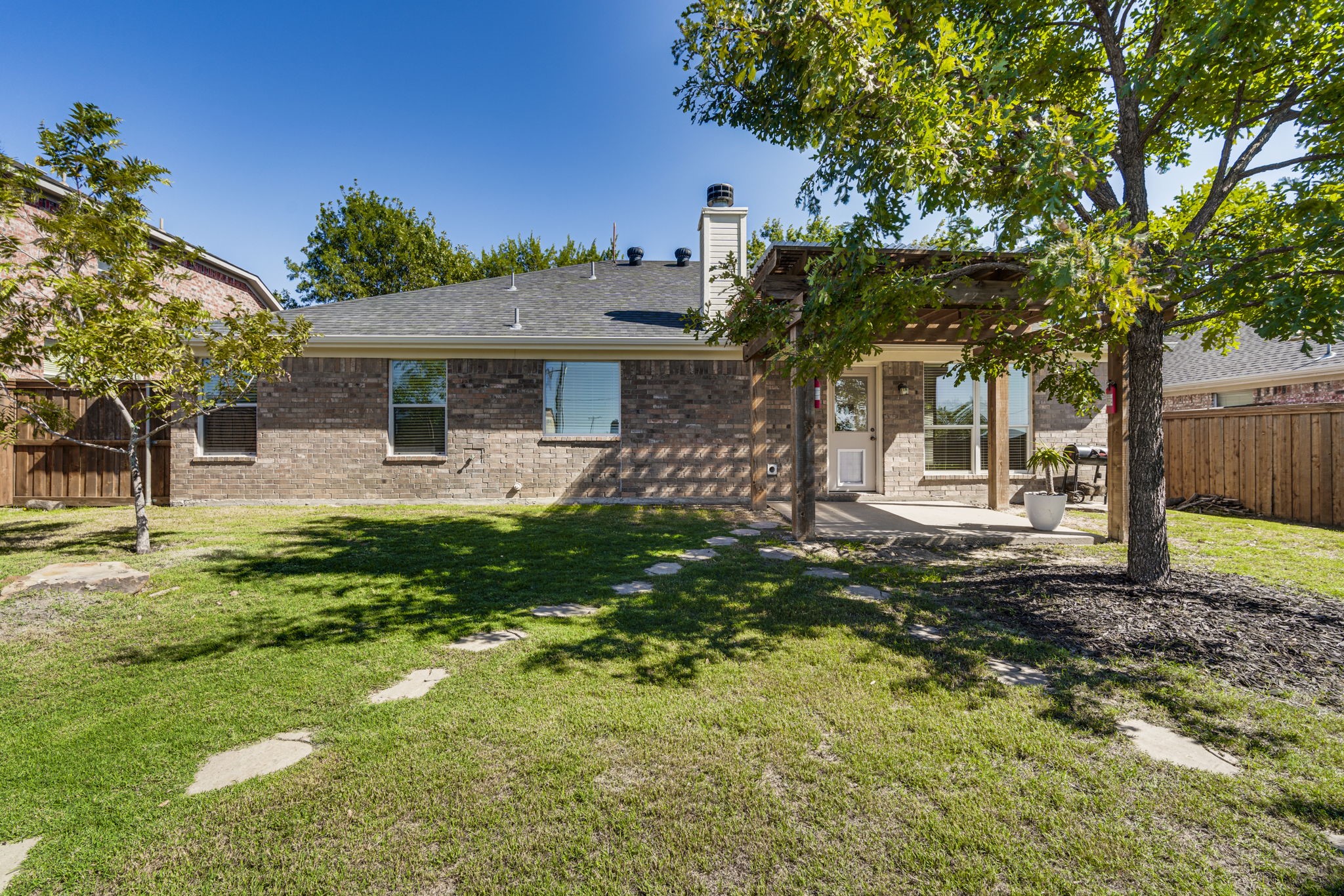 102 Canyon Court Waxahachie TX 75167
