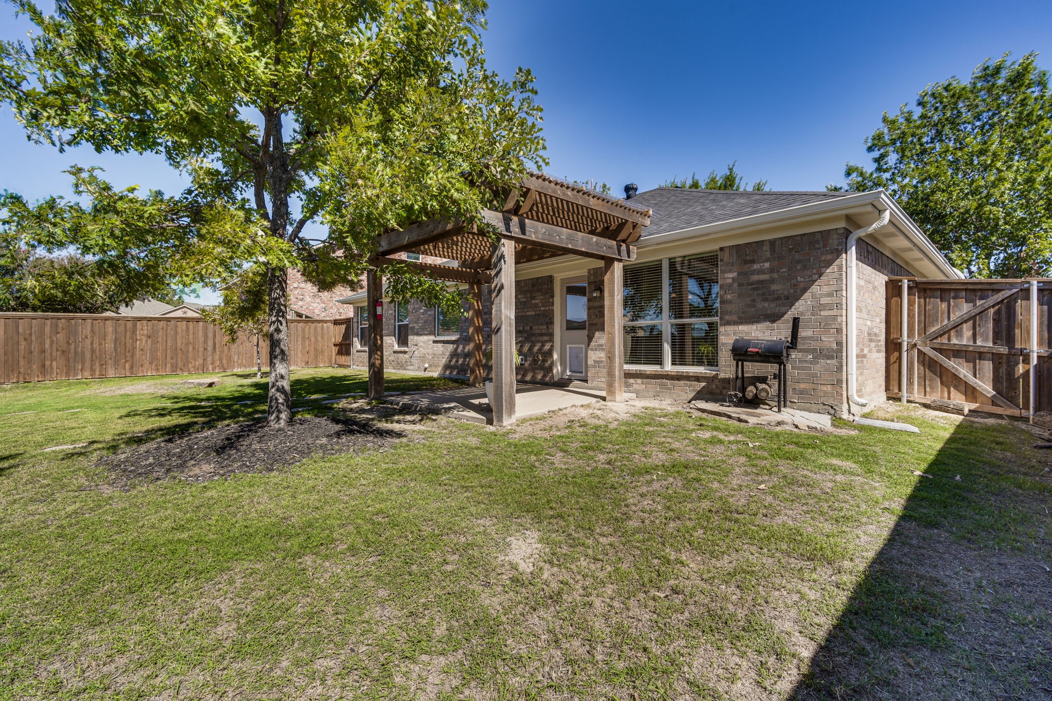 102 Canyon Court Waxahachie TX 75167