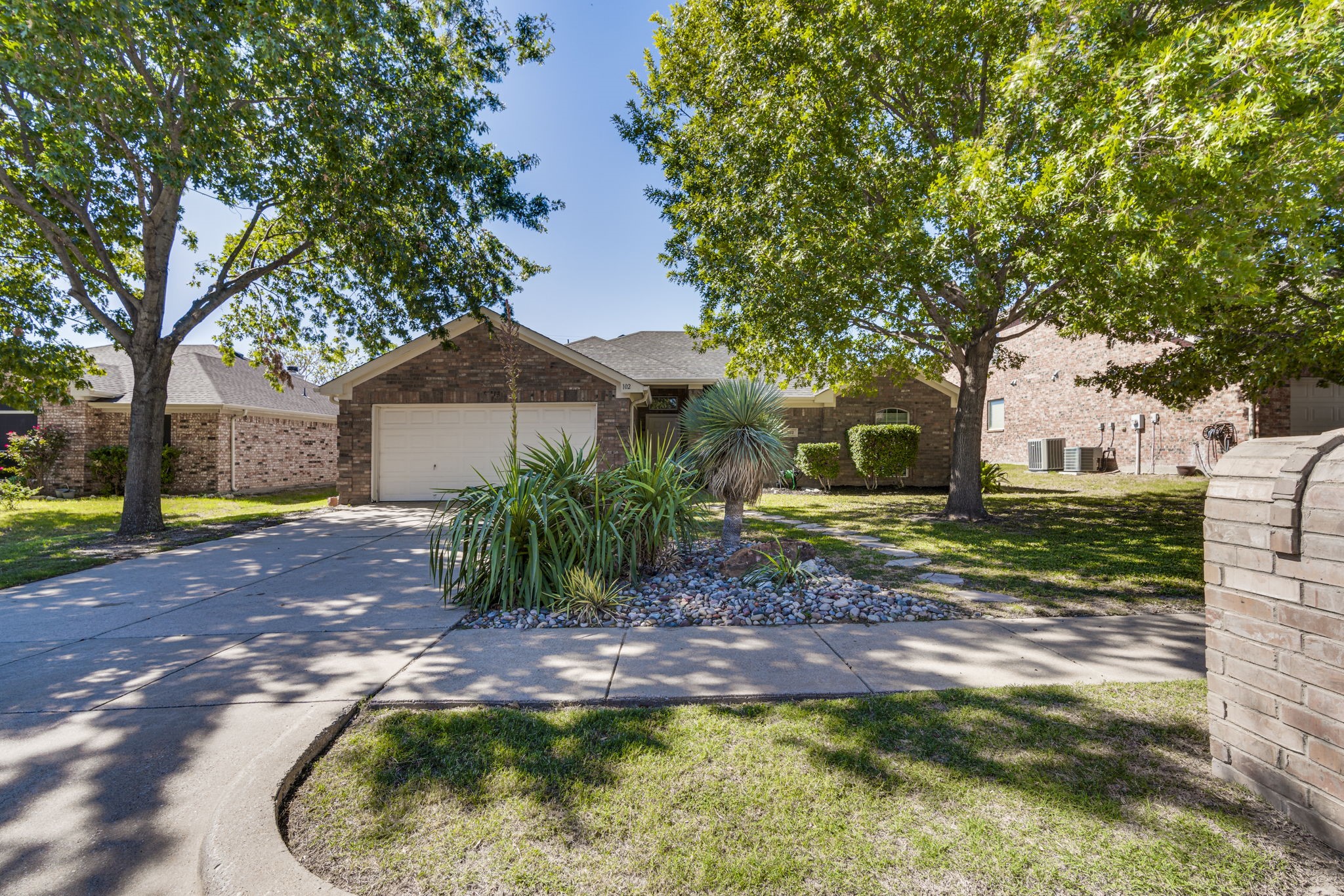 102 Canyon Court Waxahachie TX 75167