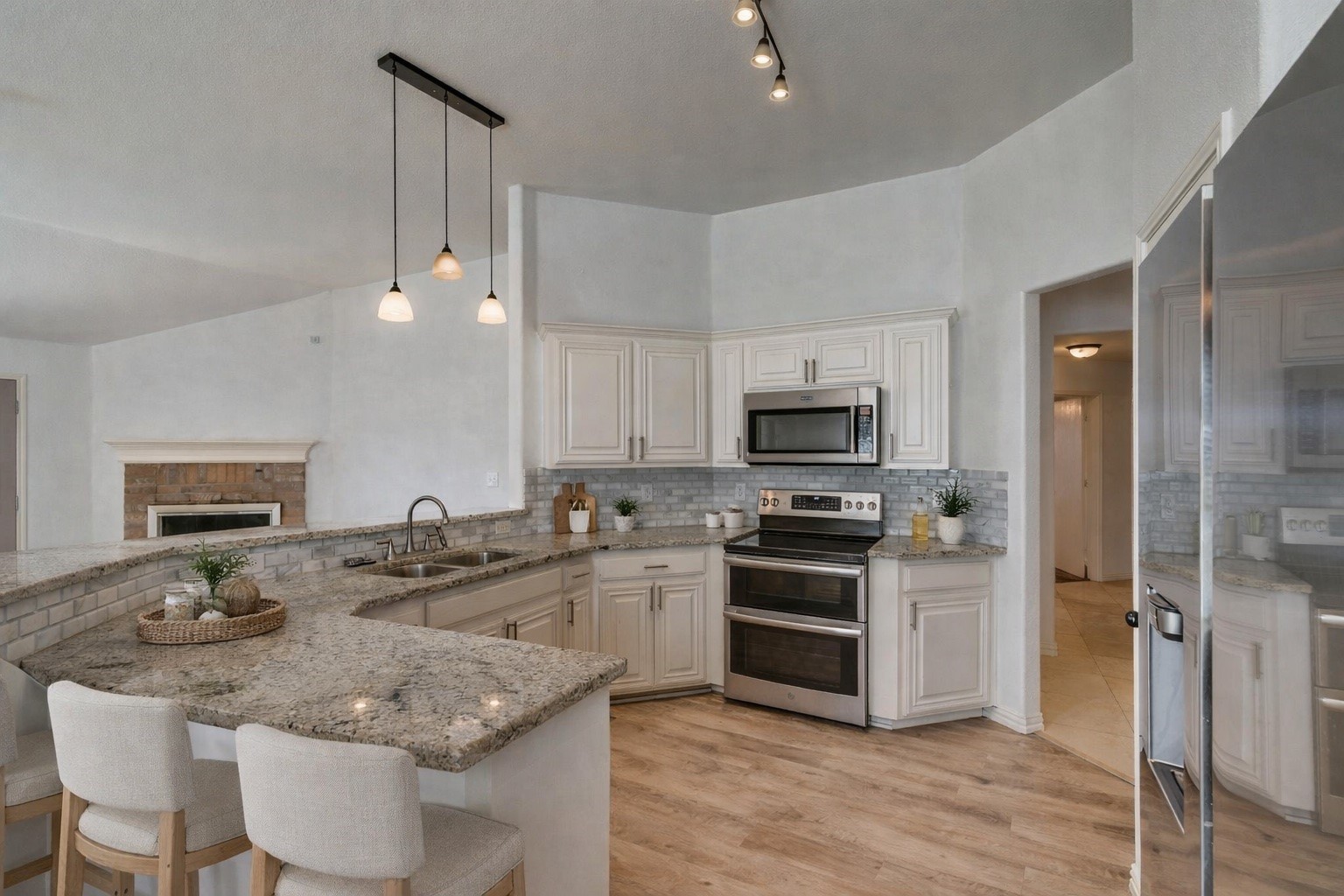 102 Canyon Court Waxahachie TX 75167