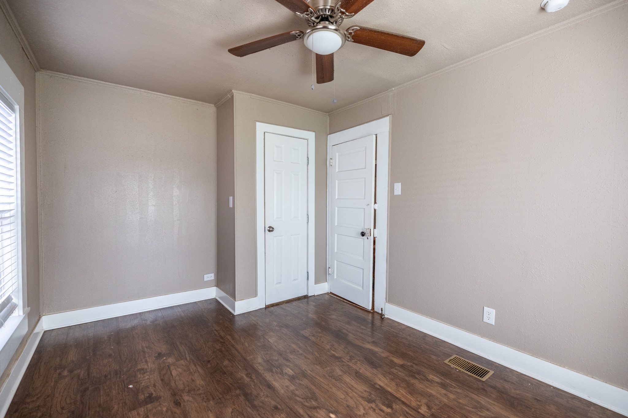 203 W Purdom Avenue Alvarado TX 76009