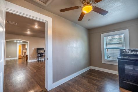 203 W Purdom Avenue Alvarado TX 76009
