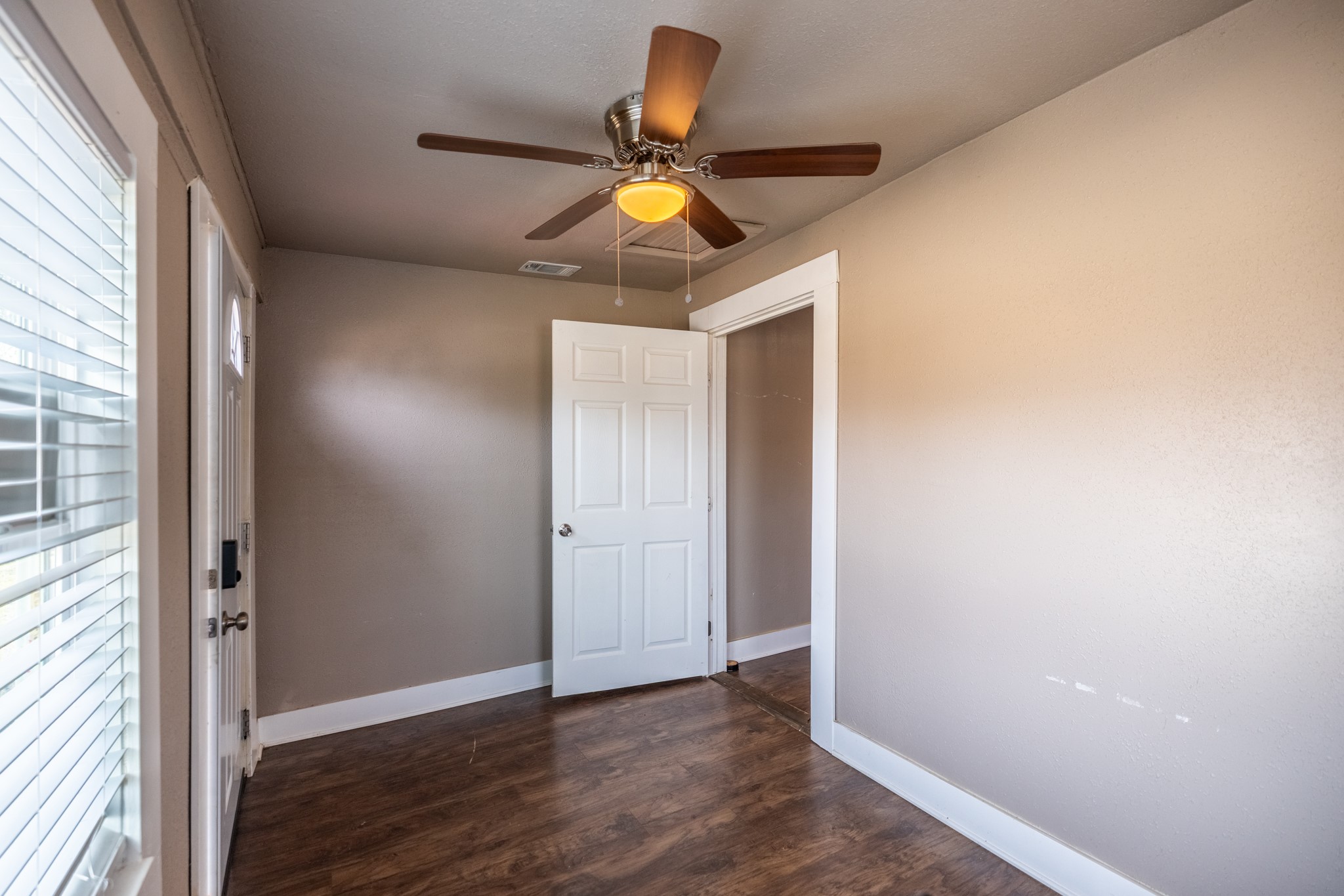 203 W Purdom Avenue Alvarado TX 76009
