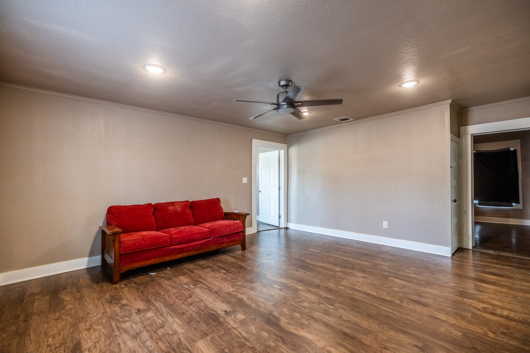 203 W Purdom Avenue Alvarado TX 76009