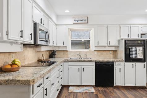 1673 Chisolm Trail Lewisville TX 75077