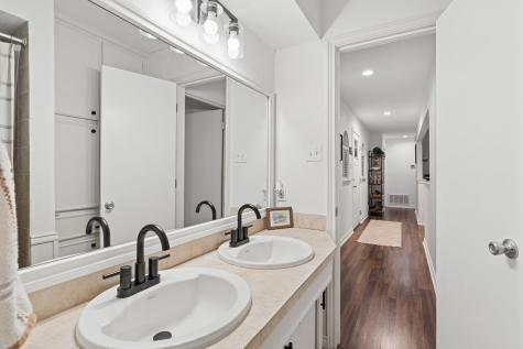 1673 Chisolm Trail Lewisville TX 75077