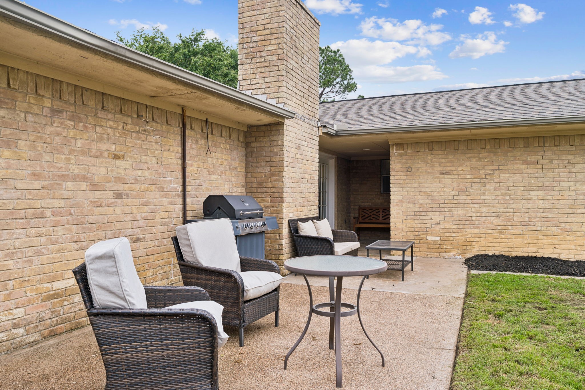 1673 Chisolm Trail Lewisville TX 75077