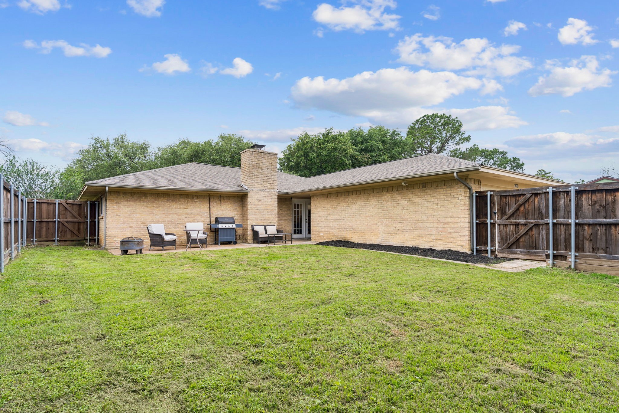1673 Chisolm Trail Lewisville TX 75077