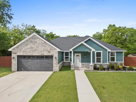 2822 Anderson Street Greenville TX 75401