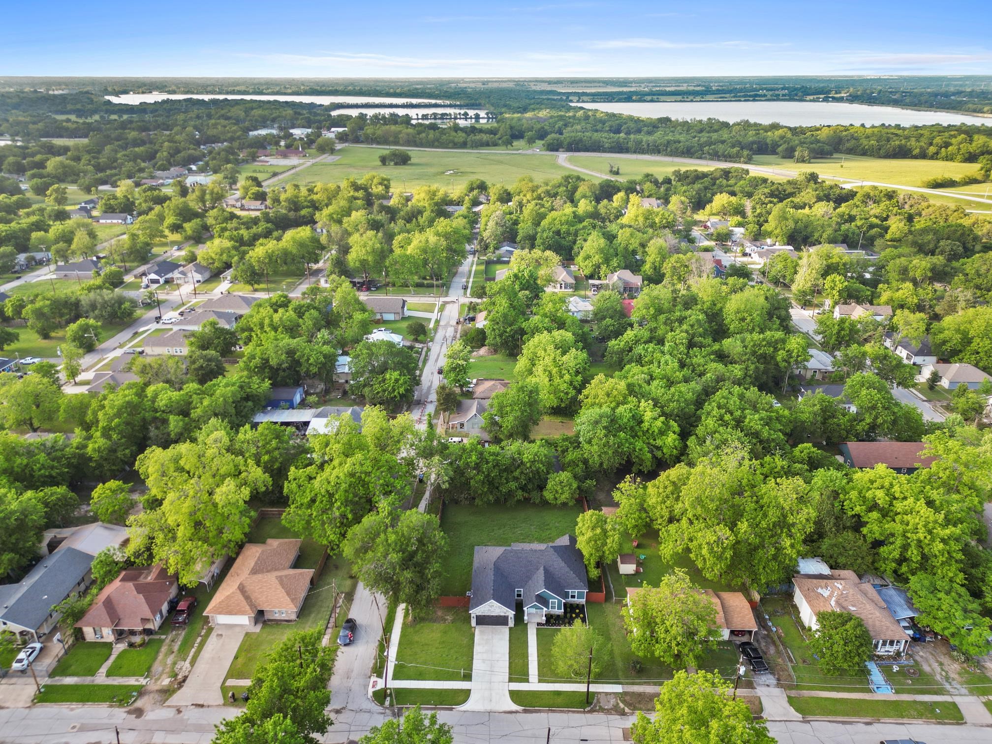 2822 Anderson Street Greenville TX 75401