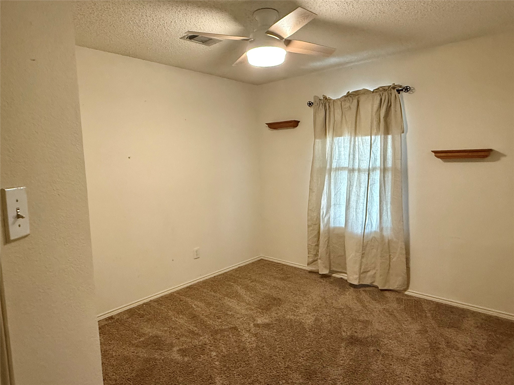 115 Moss Hill Drive Arlington TX 76018