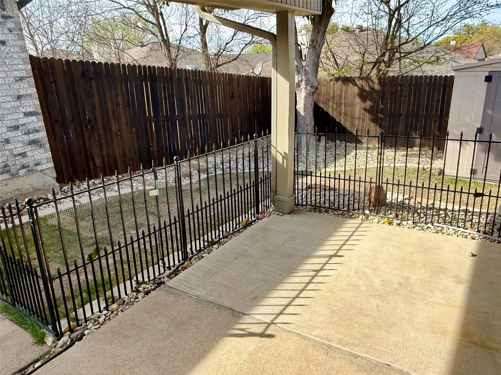 115 Moss Hill Drive Arlington TX 76018