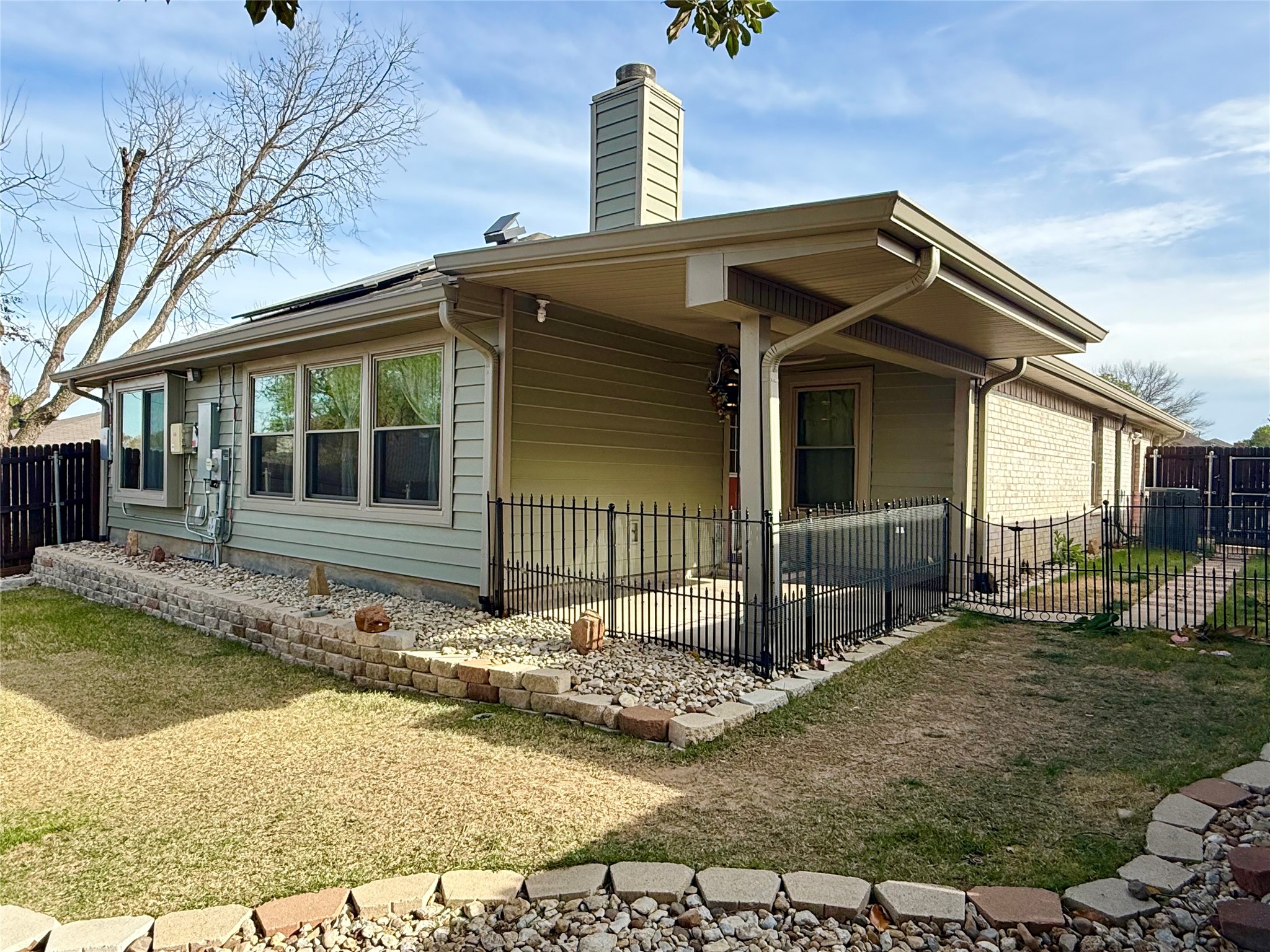 115 Moss Hill Drive Arlington TX 76018