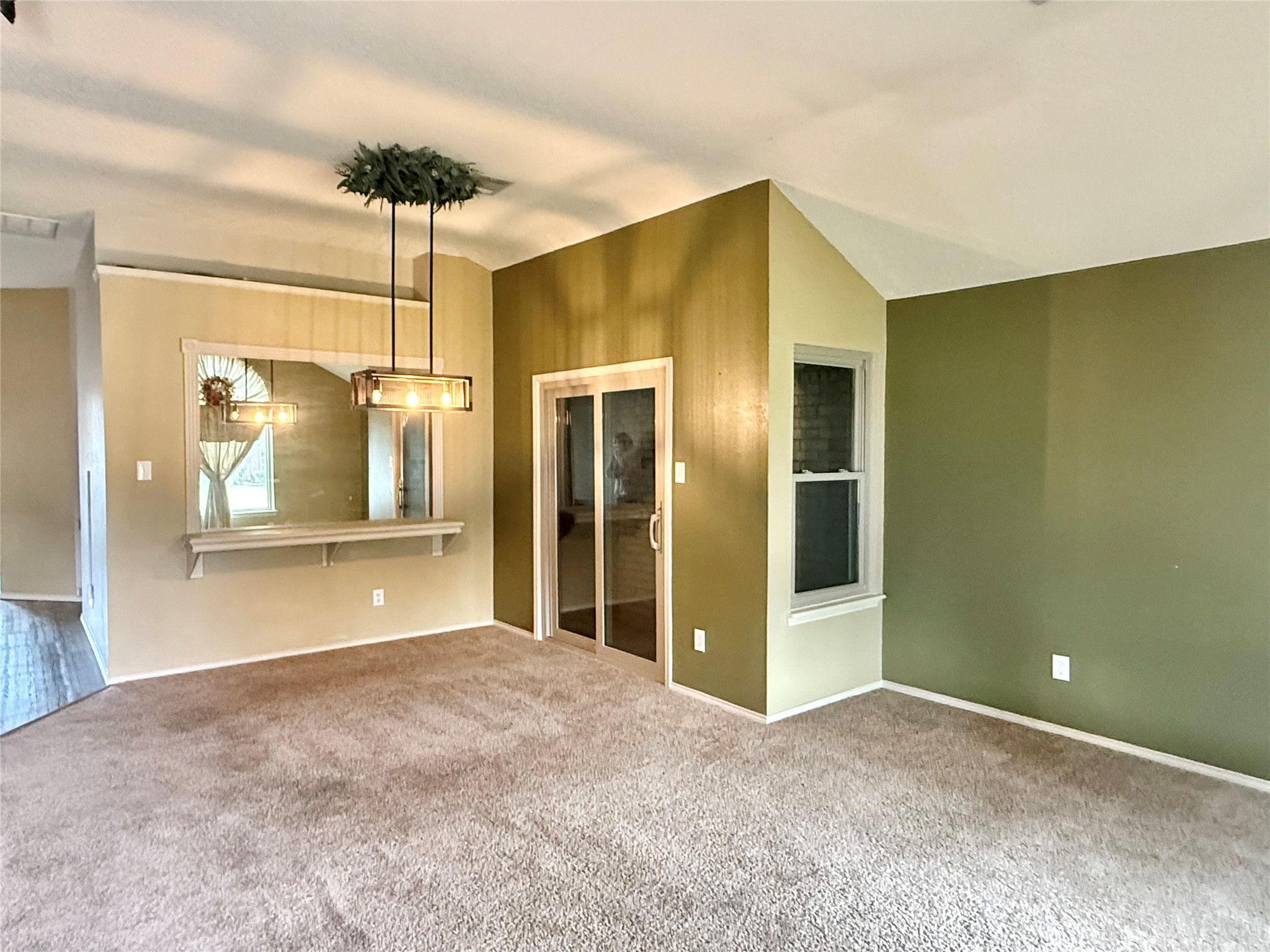 115 Moss Hill Drive Arlington TX 76018