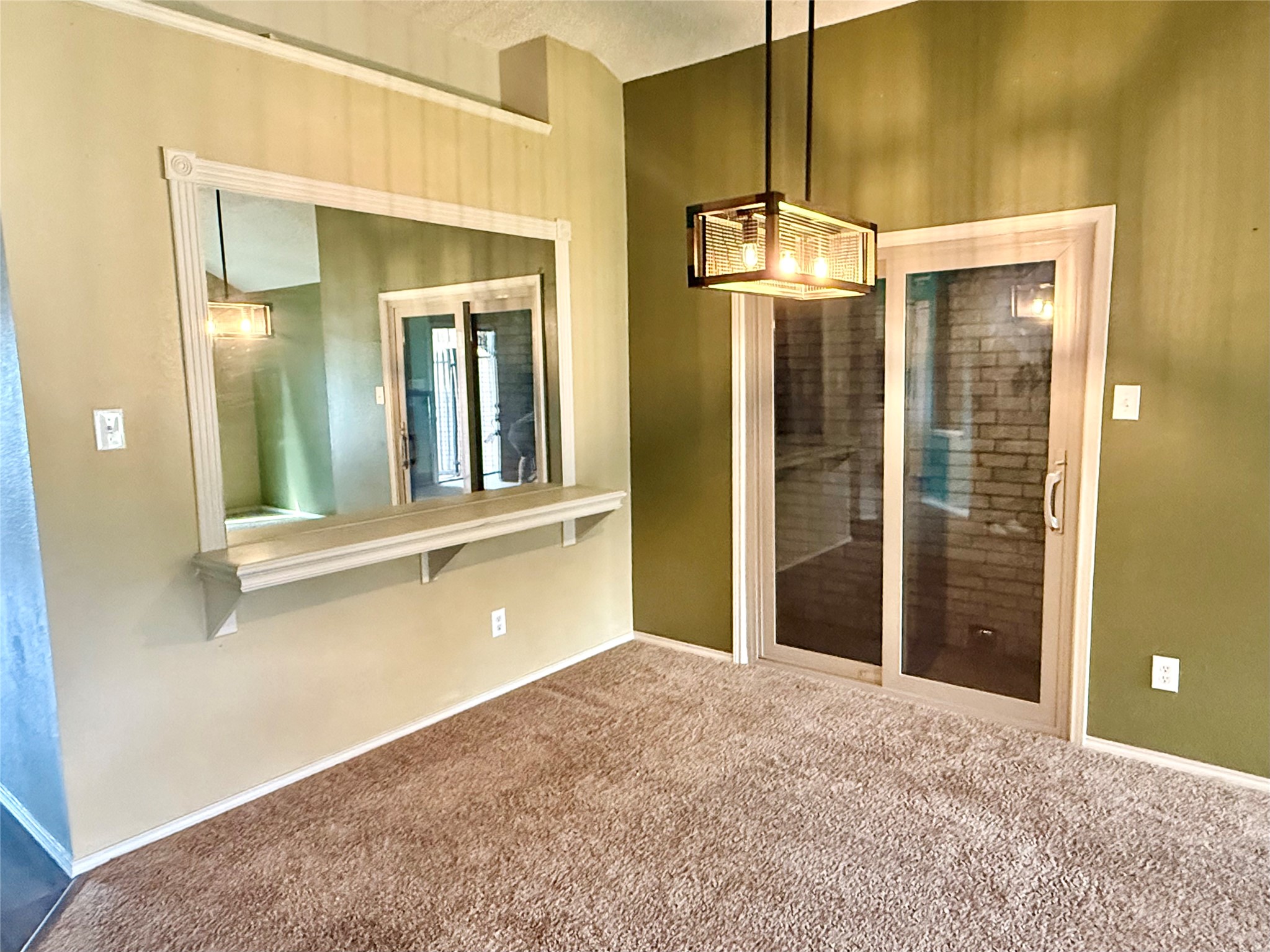 115 Moss Hill Drive Arlington TX 76018