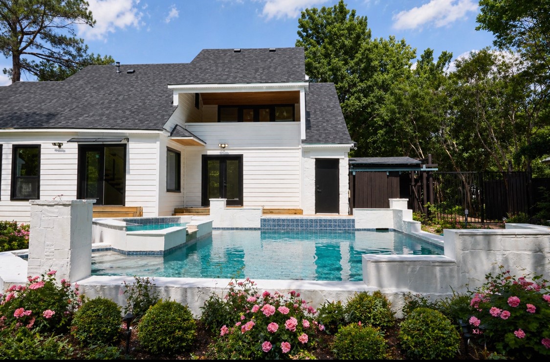 1521 El Campo Drive Dallas TX 75218