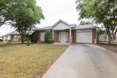 431 Tinker Trail Burleson TX 76028