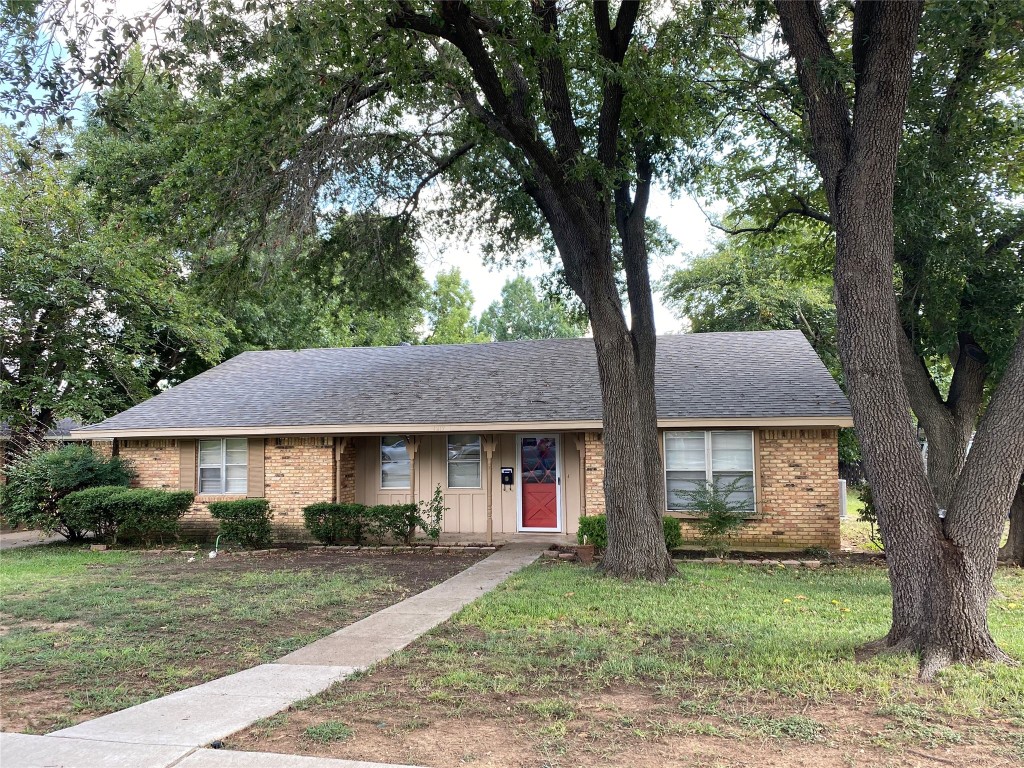 1217 Capetown Drive Grand Prairie TX 75050