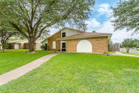 1000 Ivanhoe Street Cleburne TX 76033