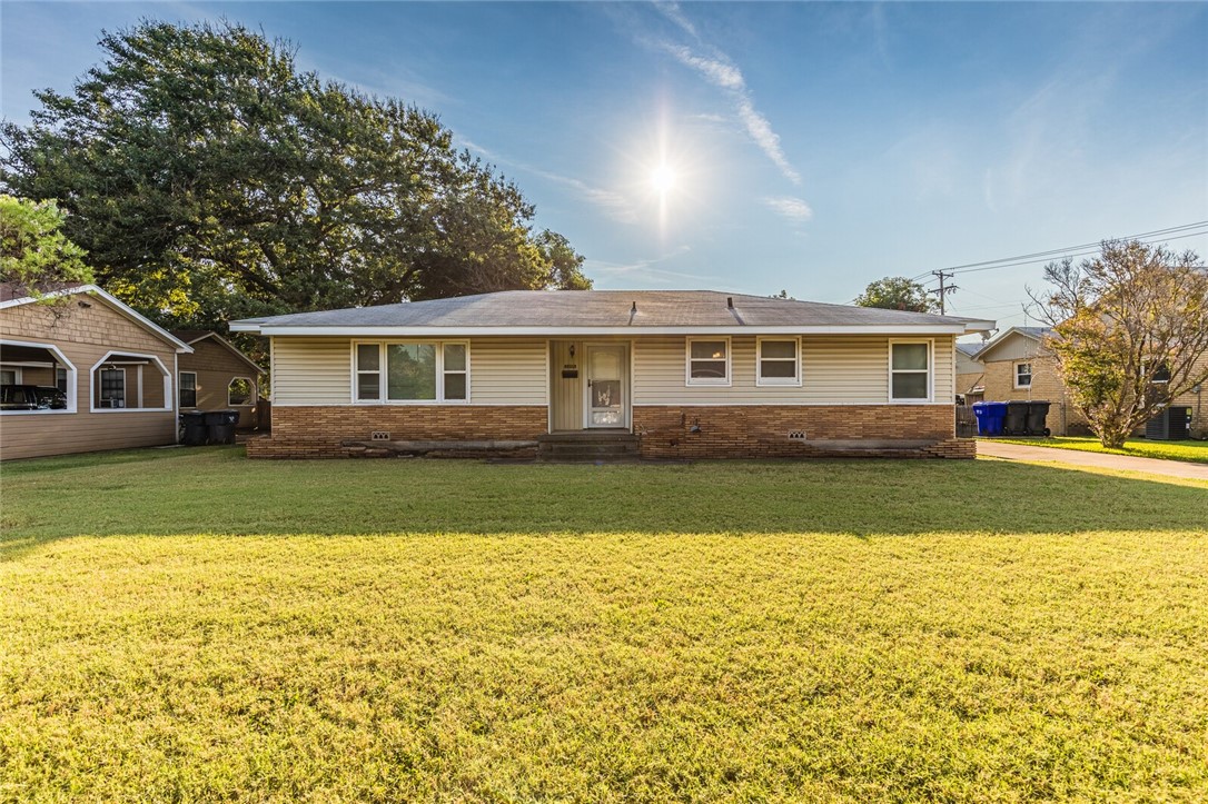 2205 N 44th Street Waco TX 76710