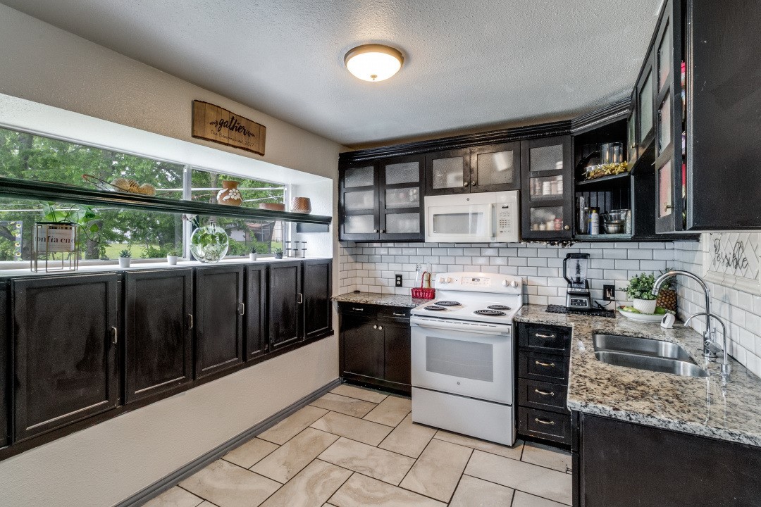 512 Sesame Drive Mesquite TX 75149
