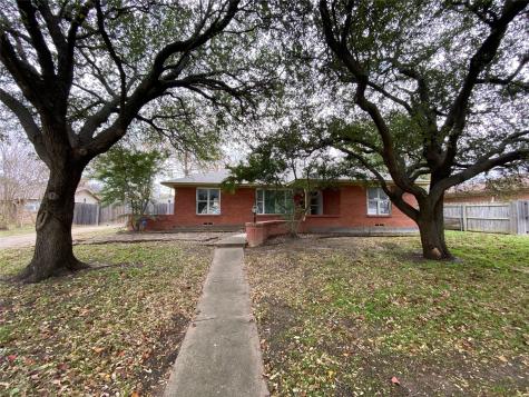 2608 Newton Circle E Irving TX 75062