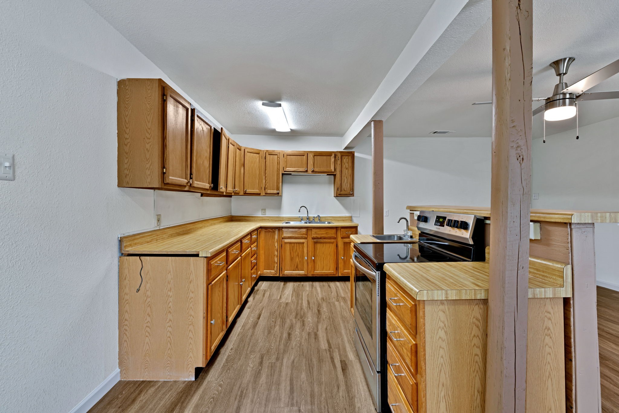 613 Cheyenne Road Dallas TX 75217