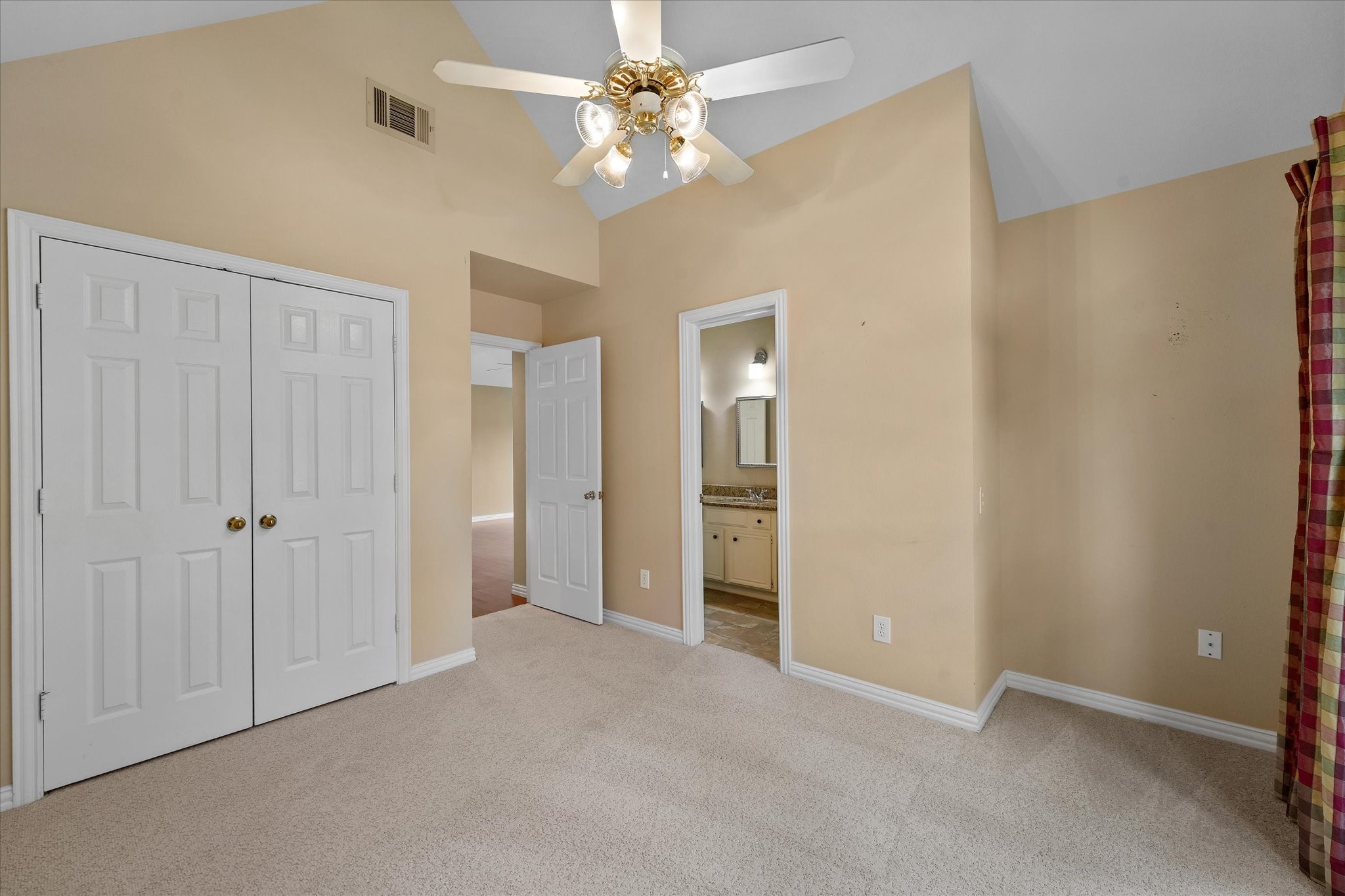 525 Springhill Drive Hurst TX 76054
