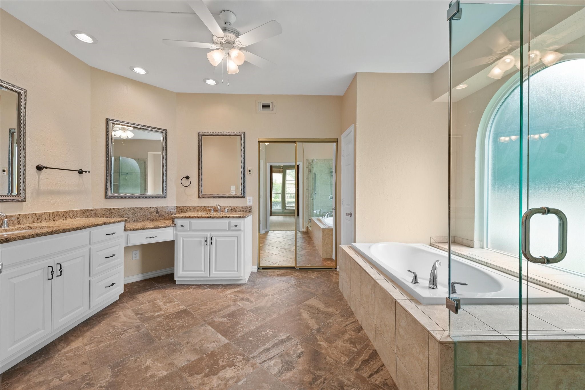 525 Springhill Drive Hurst TX 76054