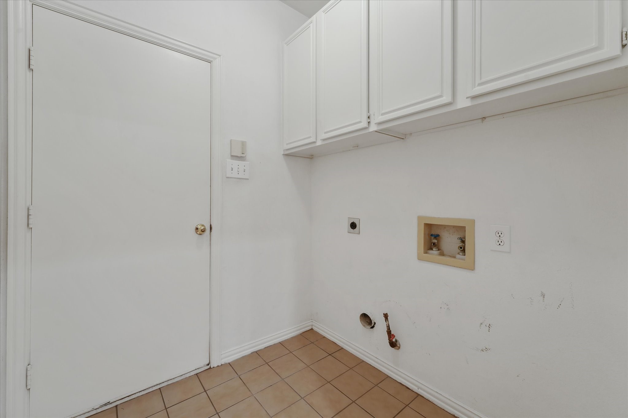525 Springhill Drive Hurst TX 76054
