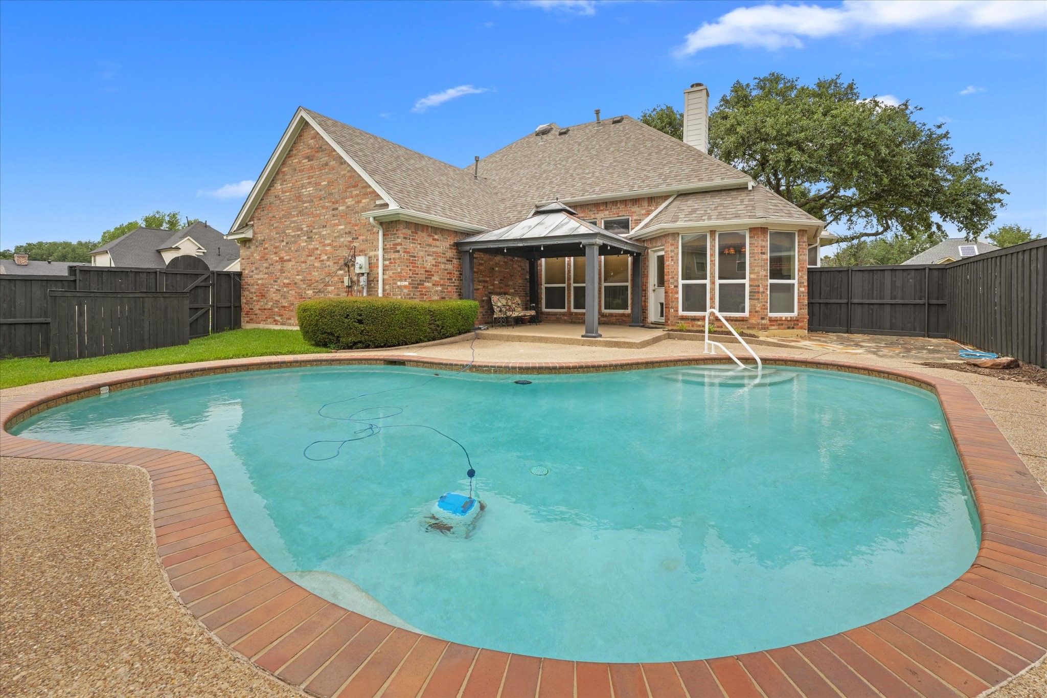 525 Springhill Drive Hurst TX 76054