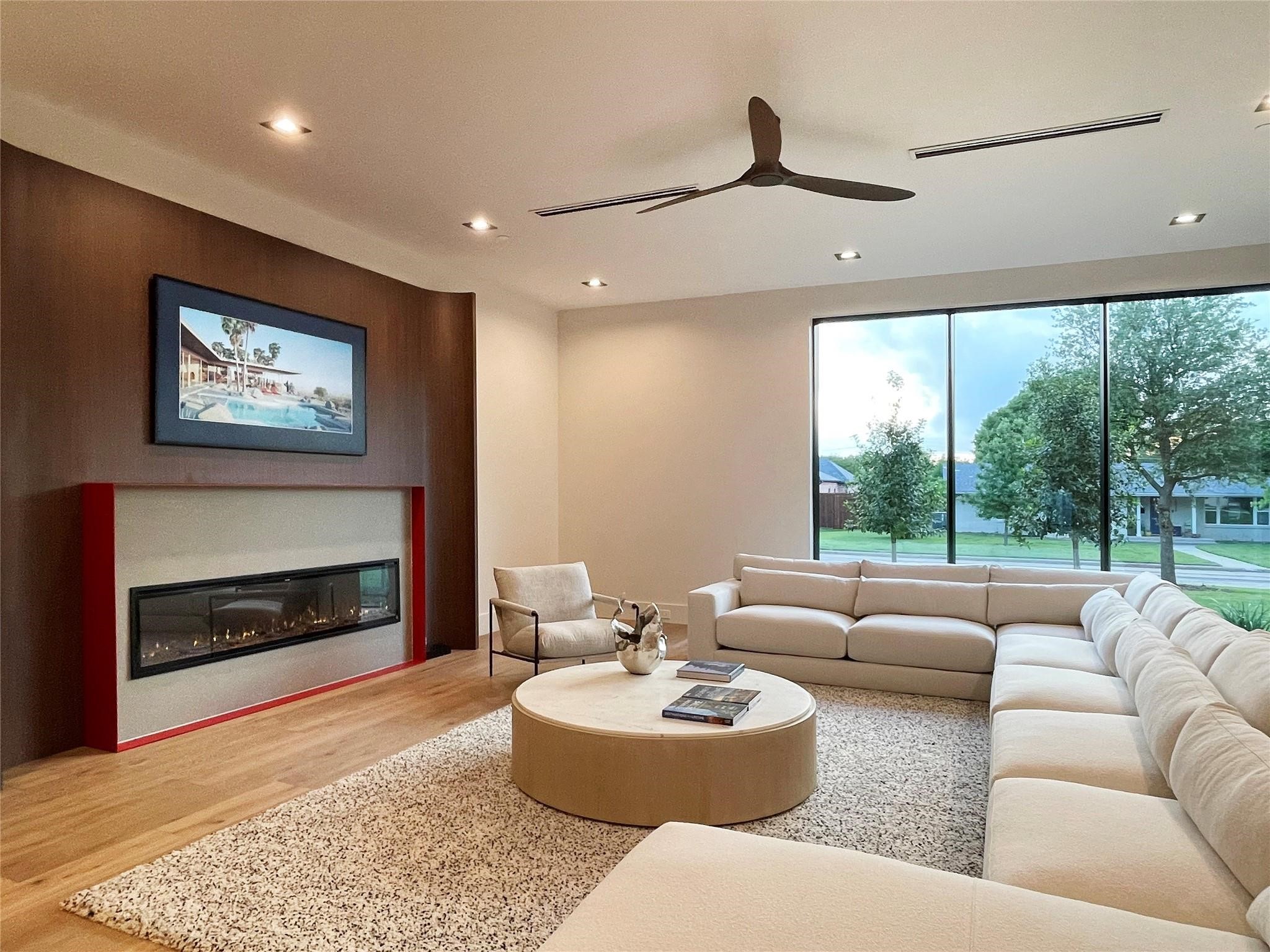 10236 Crestover Drive Dallas TX 75229