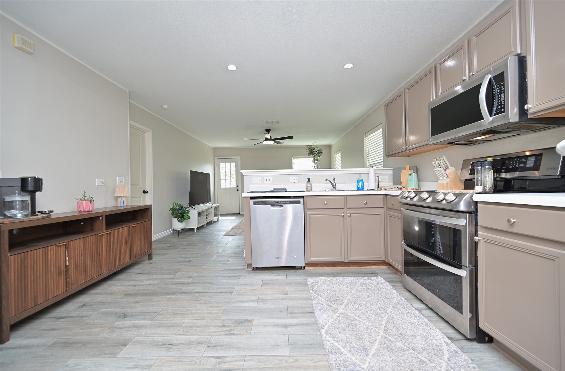 6701 Waterhill Lane Fort Worth TX 76179