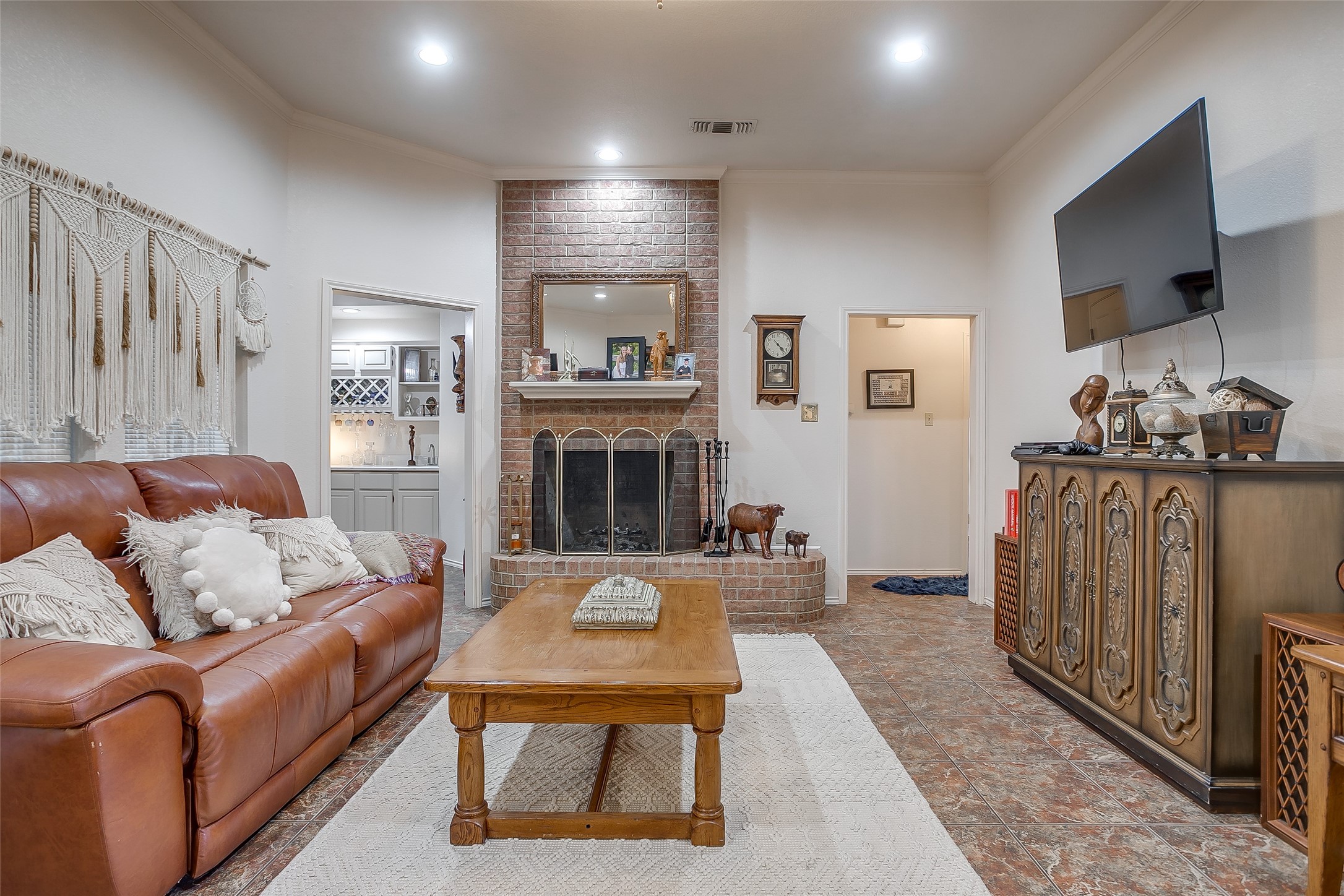 709 Berkley Drive Cleburne TX 76033