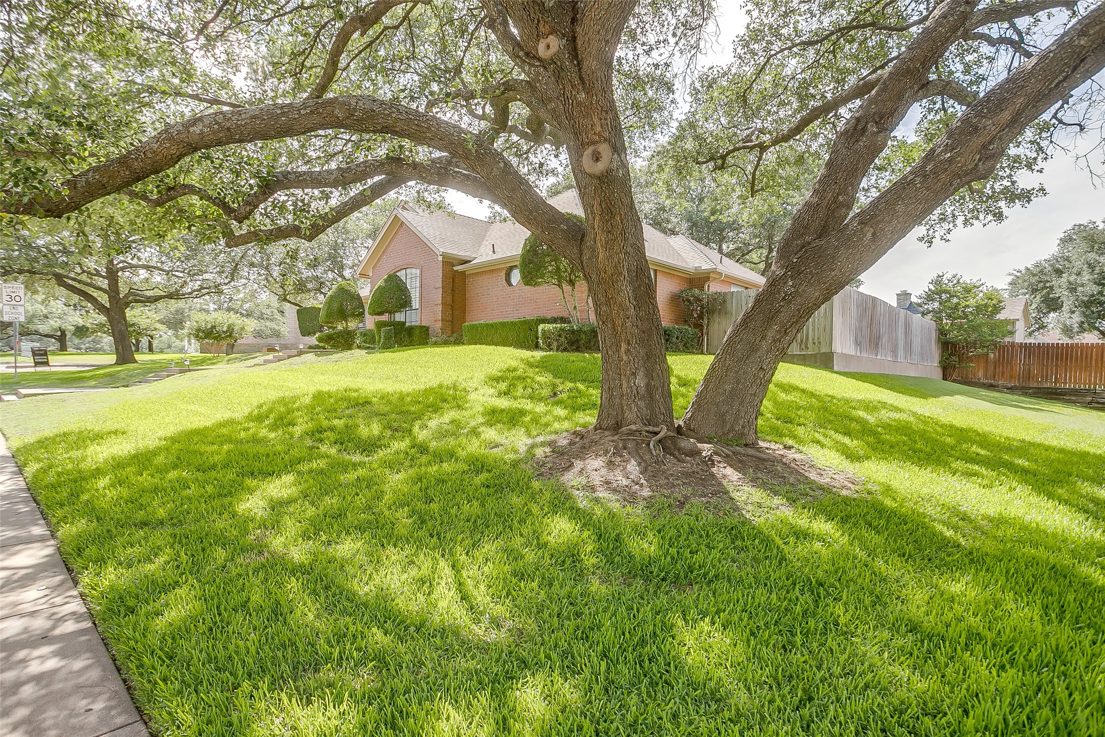 709 Berkley Drive Cleburne TX 76033