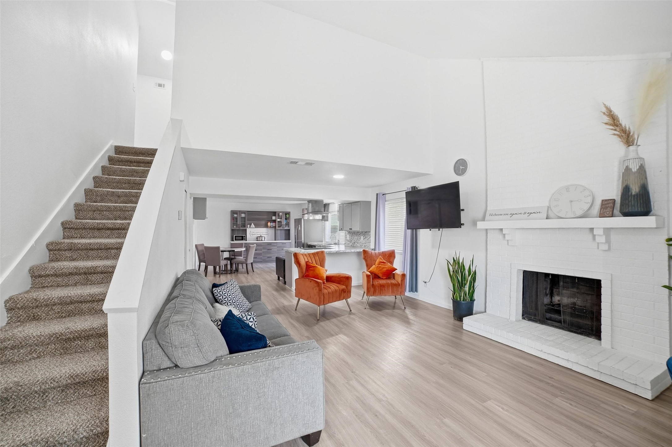 2821 Lancer Lane Garland TX 75044