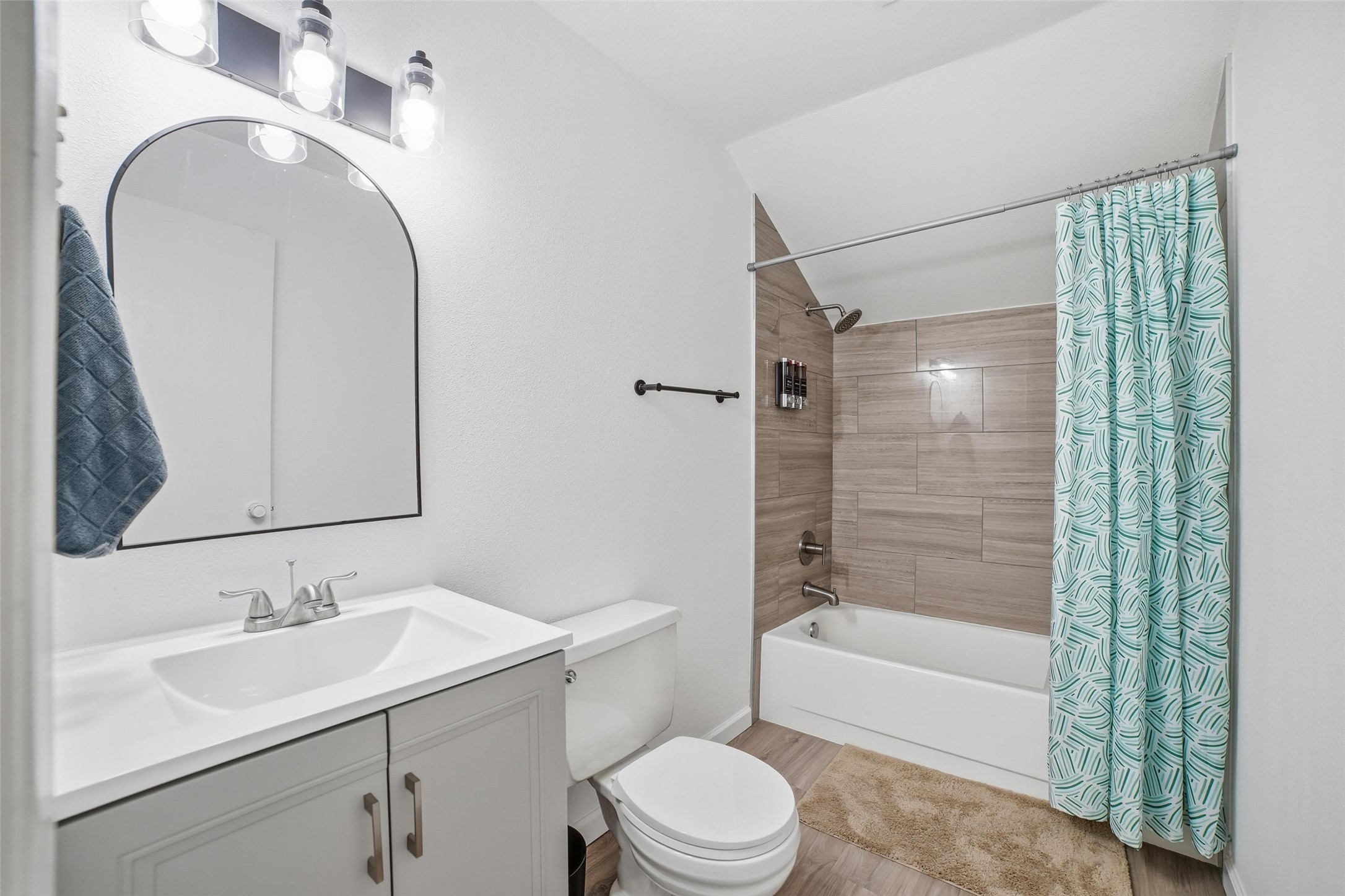 2821 Lancer Lane Garland TX 75044