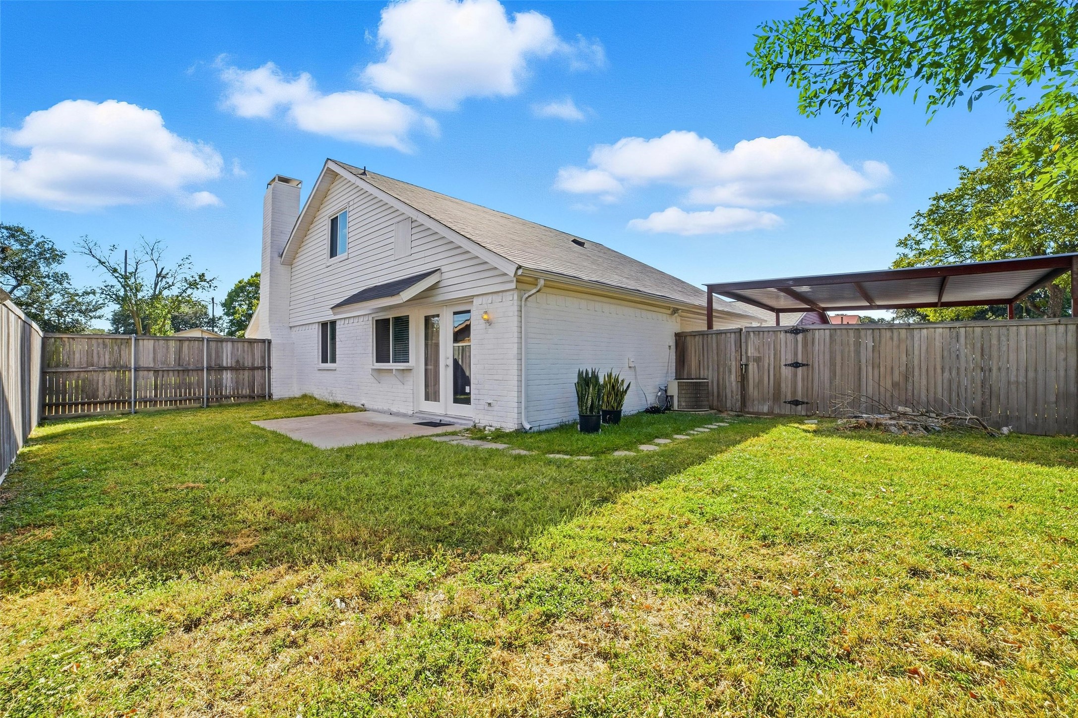 2821 Lancer Lane Garland TX 75044