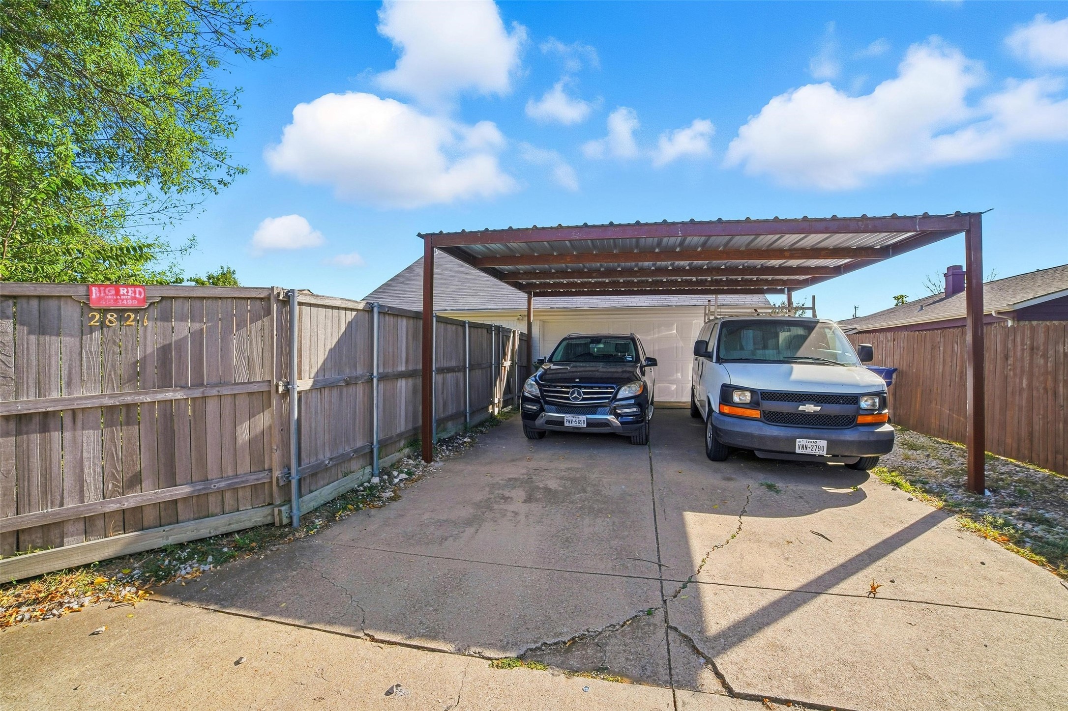 2821 Lancer Lane Garland TX 75044