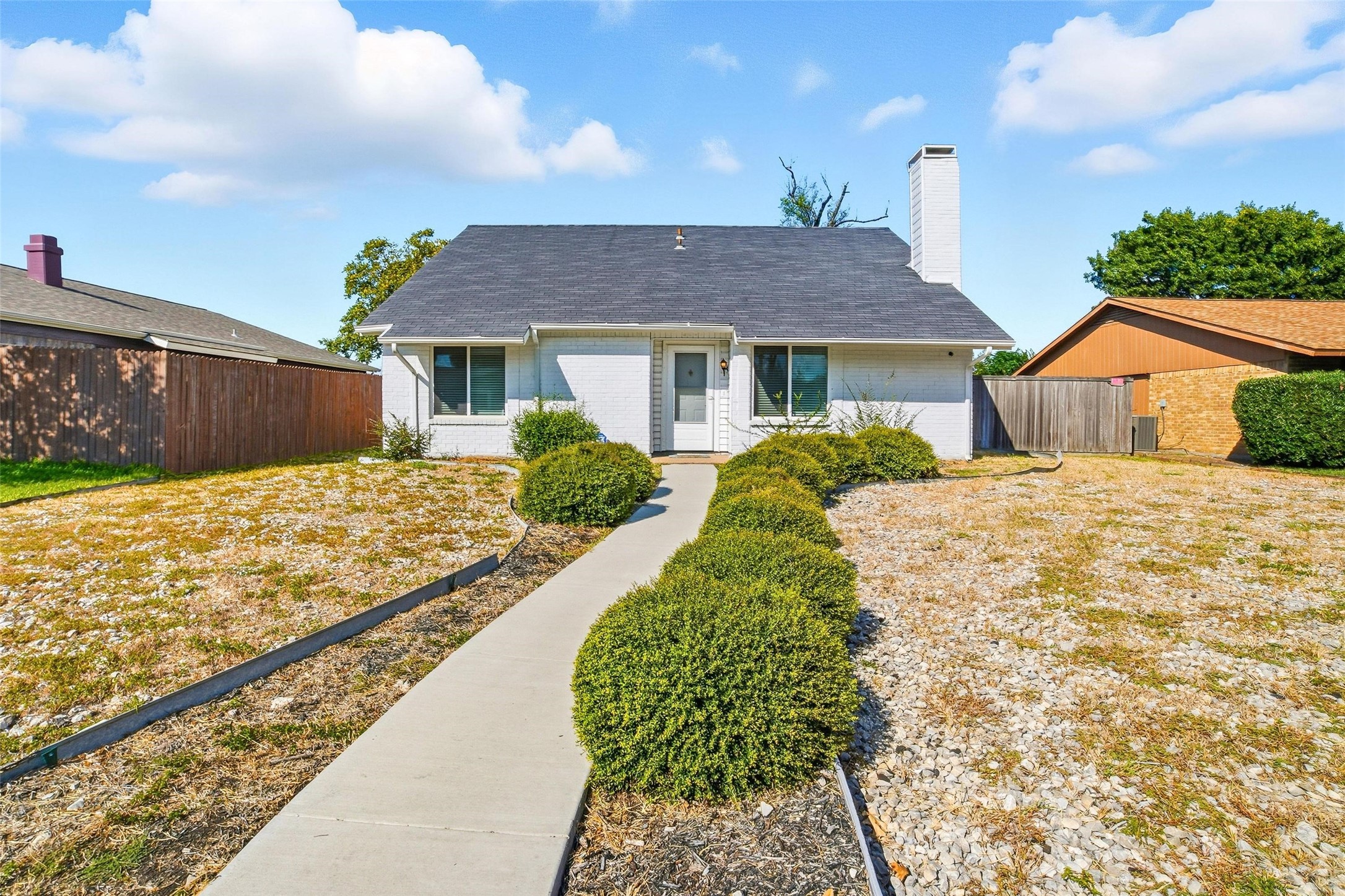 2821 Lancer Lane Garland TX 75044