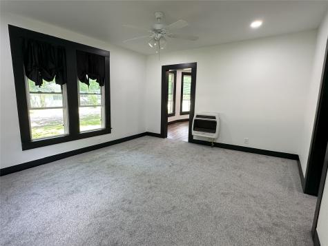 506 NE 3rd Street Hubbard TX 76648