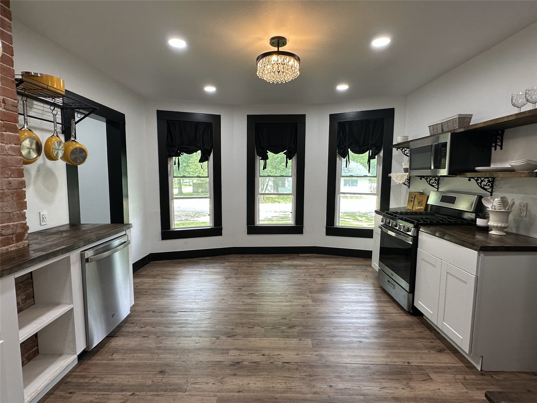 506 NE 3rd Street Hubbard TX 76648