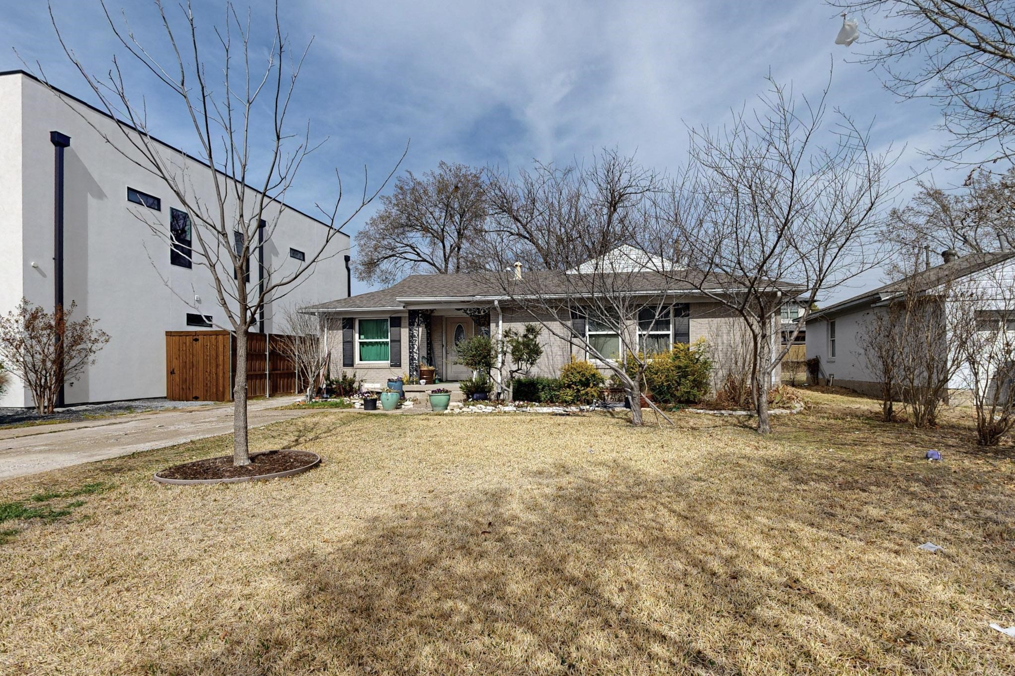 3753 Almazan Drive Dallas TX 75220