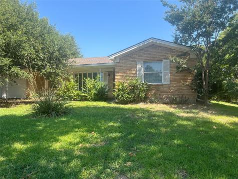 3720 Glenmont Drive Fort Worth TX 76133
