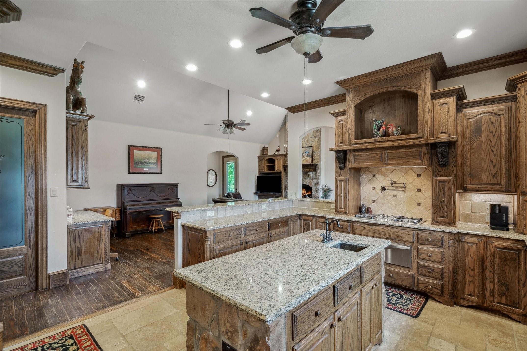 450 Private Road 5815 Grand Saline TX 75140