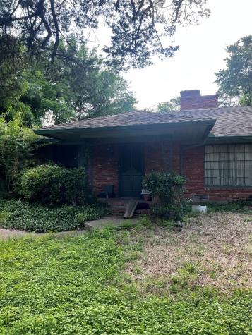 1637 Sylvan Avenue Dallas TX 75208