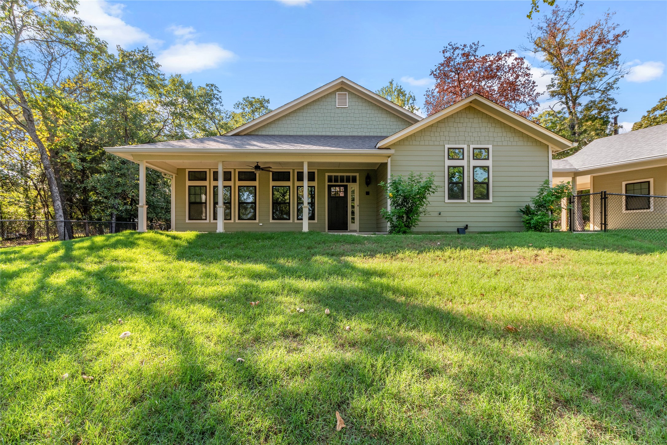 120 Park Crest Drive Mabank TX 75156